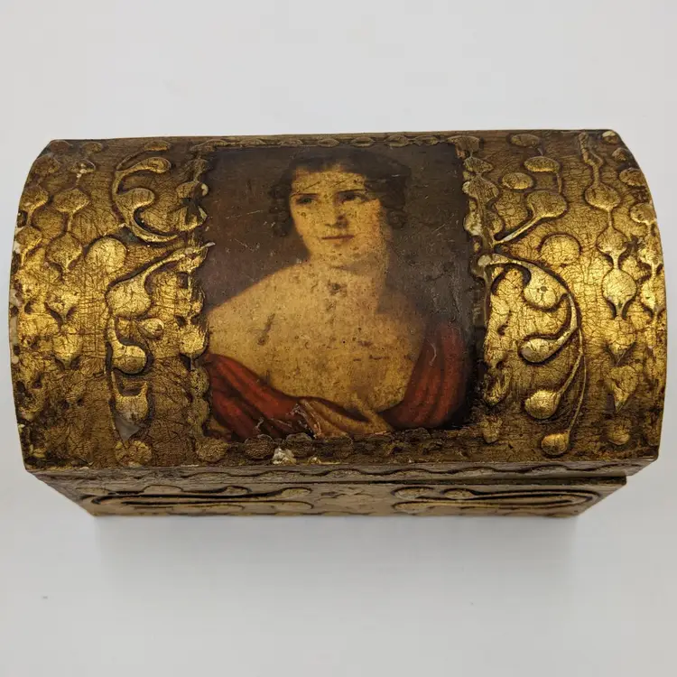 Vintage Italian Florentine & Gilt Dome Top Trinket/Jewelry Box
