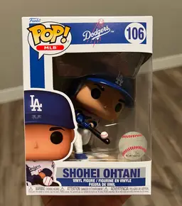 Shohei Ohtani -Hitting Funko Pop #106
