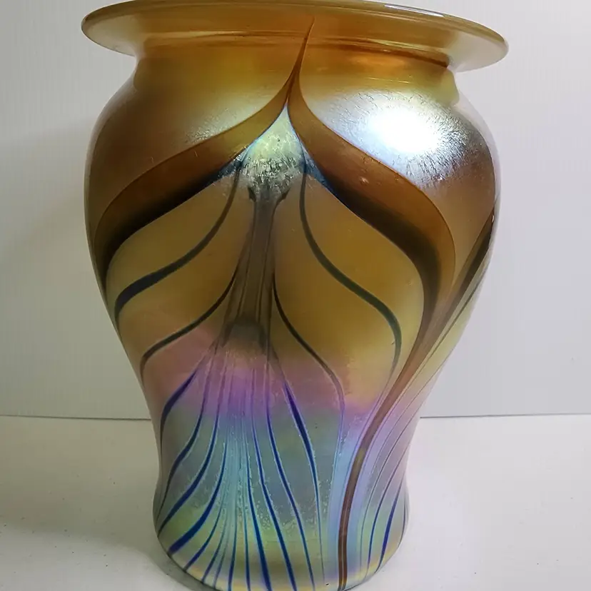 Pheonix Studios Signed Luster Blue Pulled Feathers Art Glass Vase