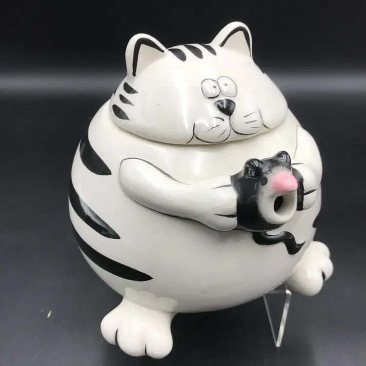 Pier One Imports Chubby Cat and Mouse Teapot *Crazing*