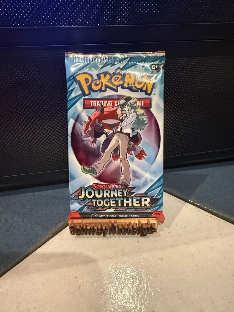 Pokémon: Scarlet & Violet—Journey Together booster pack