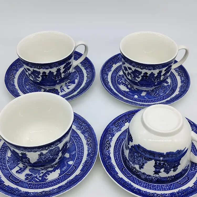 Vintage Johnson Brothers 8pc Tea Service for 4