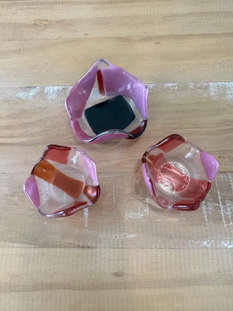 Set of 3 Fused Glass Pink and Red Glass Trinket Dishes/Votive Holders