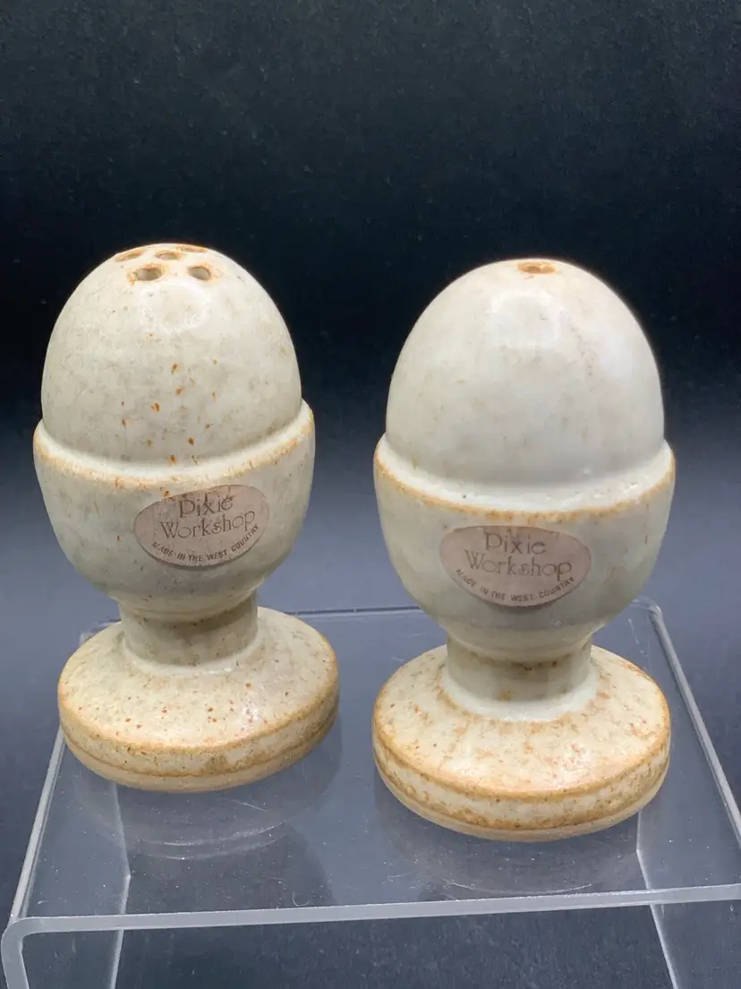 Studio Pottery Prykernow Cornwall Clay From Pixie Workshop Salt Pepper Shaker.