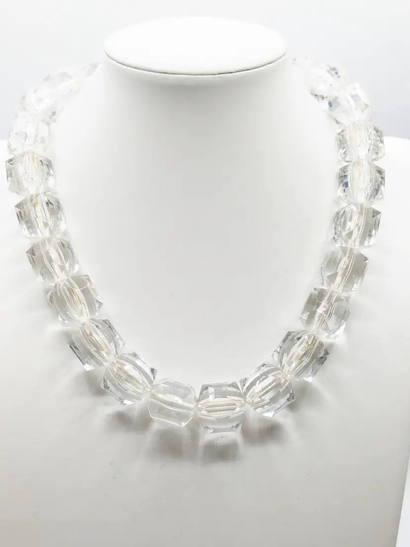 Clear Chunky Acrylic Faceted Bead Stretch Necklace