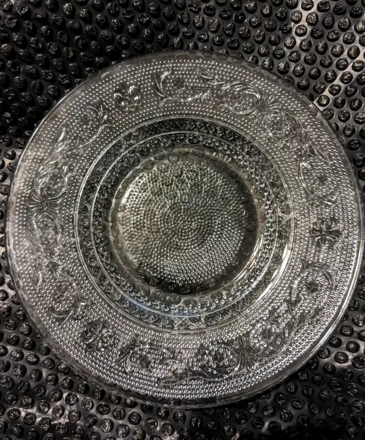 KIG Trellis 7" Bread Plate