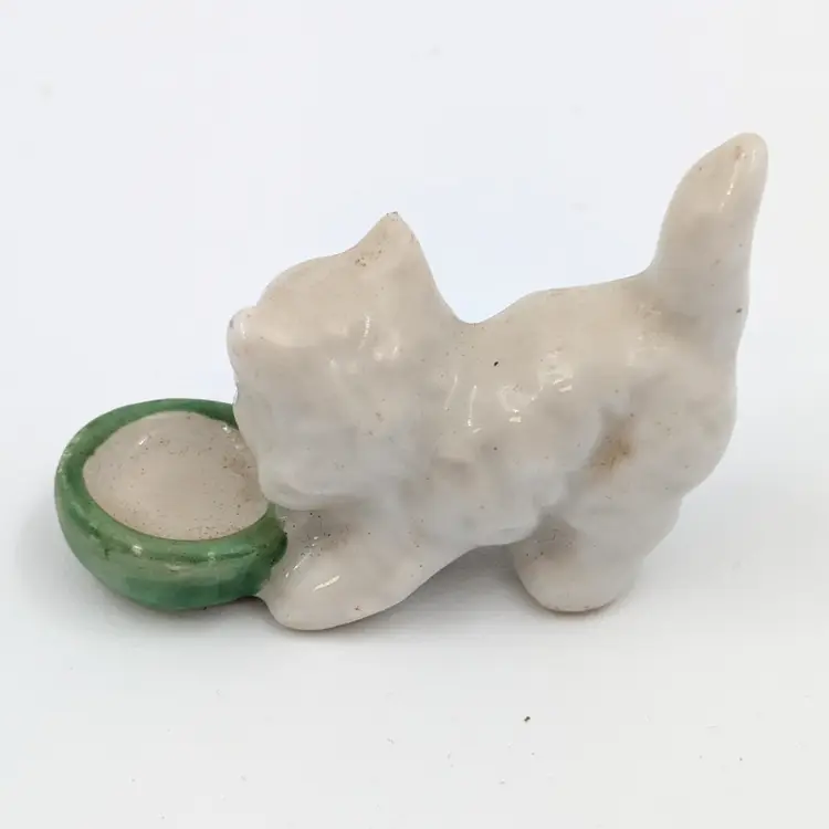 German Mini White Kitten Cat Figure with Green Dish