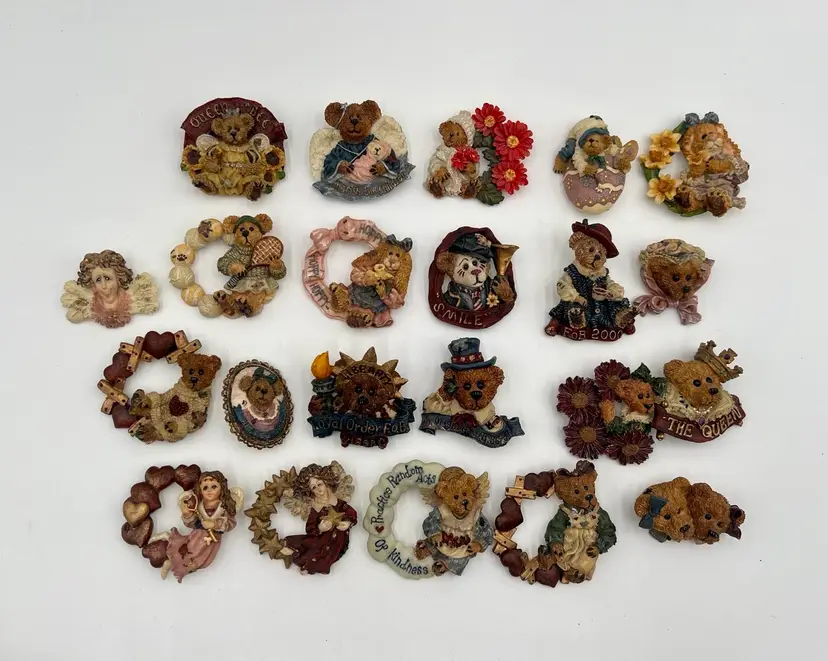Boyd’s Bears Brooches - Lot Of 22