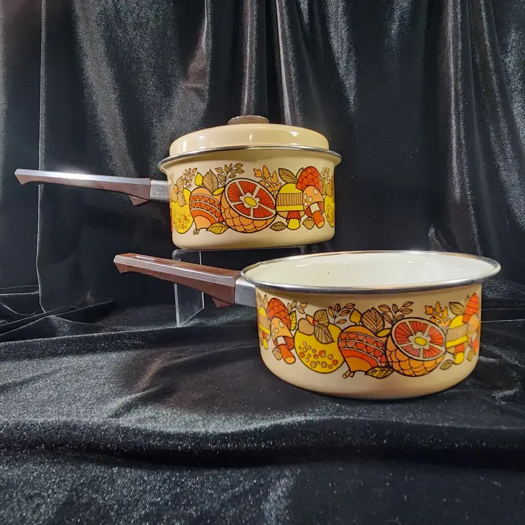3 pc Retro Mushroom Pots Porcelain Enamel on Metal 1970s by GHC Vintage 1 & 2 QT Pan w Lid