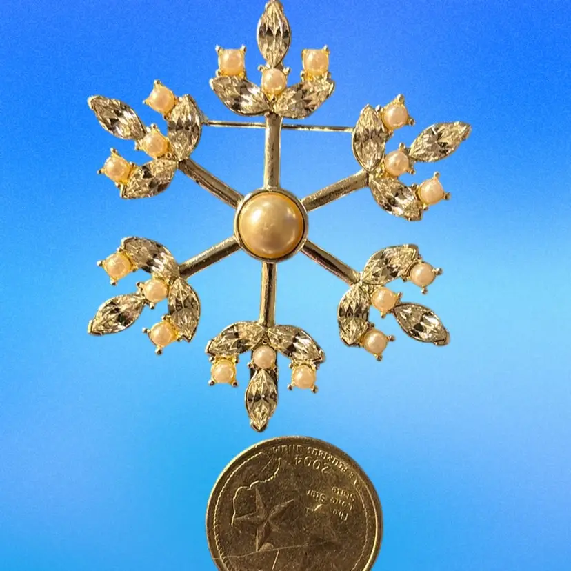 Eisenberg Ice Snowflake Brooch With Faux Pearls And Rhinestones