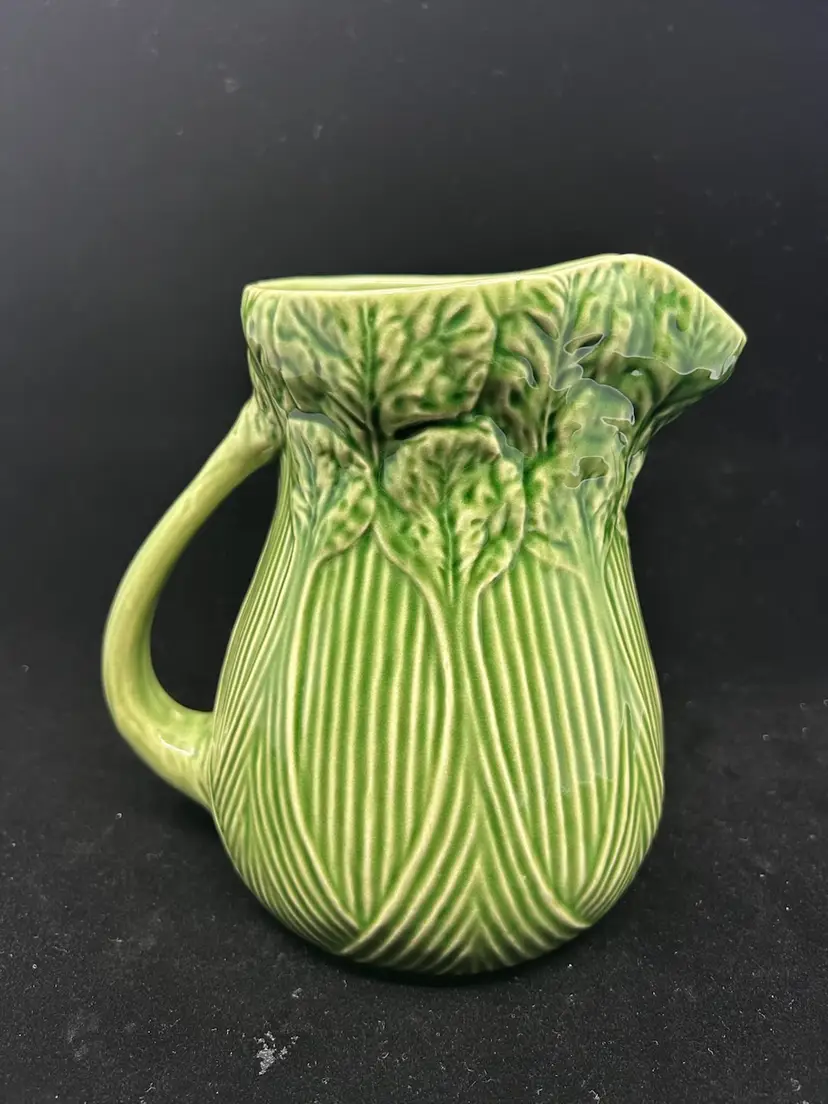Vtg Bordallo Pinheiro Pitcher Vase Green  Celery Leaf Portugal Spring Easter Decor