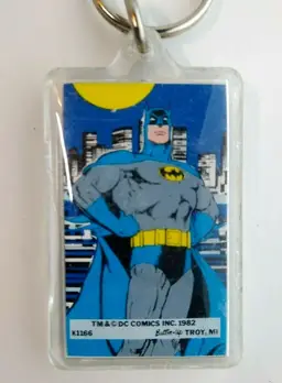 #01 Batman Keychain 1982 Original Licensed Official DC Comics Superhero 2 Sides
