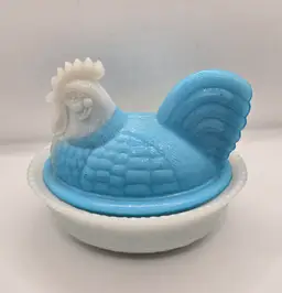 Rare HTF Westmoreland White and Blue Slag Glass Hen On Nest. 5.5"x 4.75"x 4.5". No Damage...Beautiful Piece.