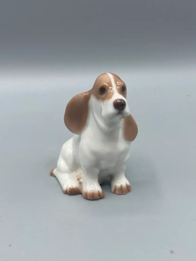 Bing & Grondahl B&G 2542 (might be 2547) Spaniel Dog Porcelain Figurine Miniature
