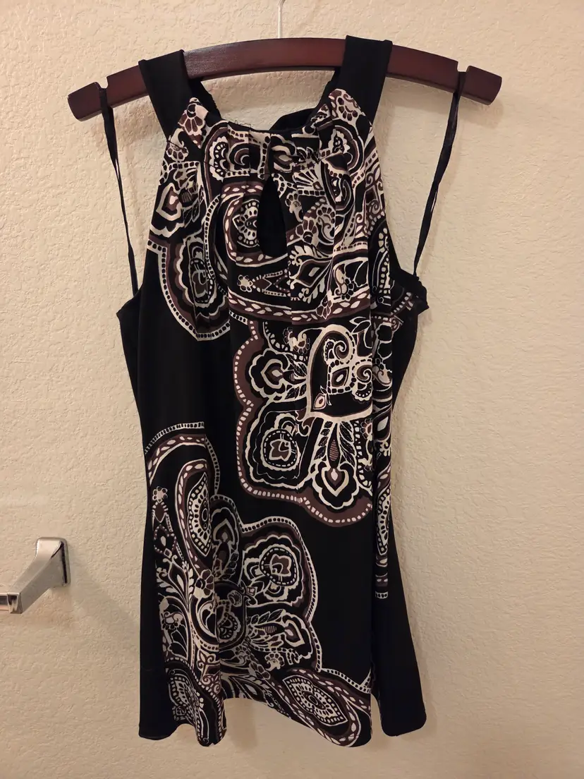 NWOT White House Black Market XXS Ladies Halter Top Black, White and Brown Floral Paisley Print With Tie Back
