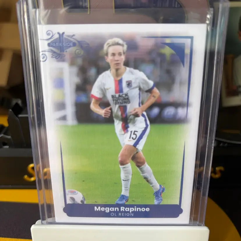 Megan Rapinoe, #122, OL Reign, 2022 Parkside NWSL Paramount, 658/749, Soccer Card