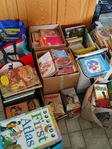 Book pop up! Vintage cookbooks, novels, kids, crafting...