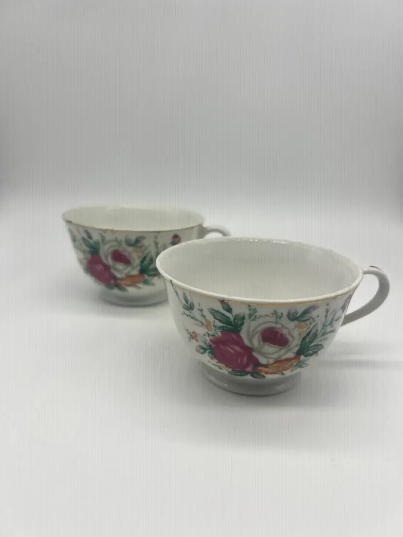 Set Of 2 Vintage Japan Floral Teacups With Rose Accents