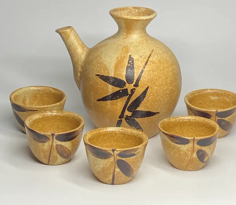 Small Vtg Japanese Studio Pottery Sake Pitcher and Cups w/ Painted Bamboo Motif