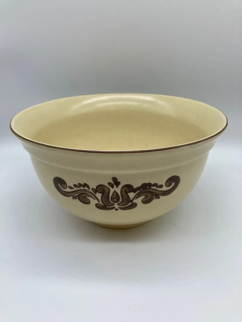 Pfaltzgraff Village Brown NESTING 1 QT