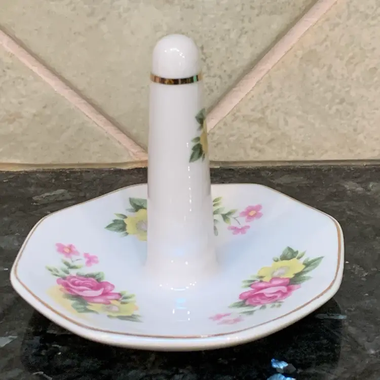 VTG Porcelain Ring Holder Rose Pattern With Gold Trim