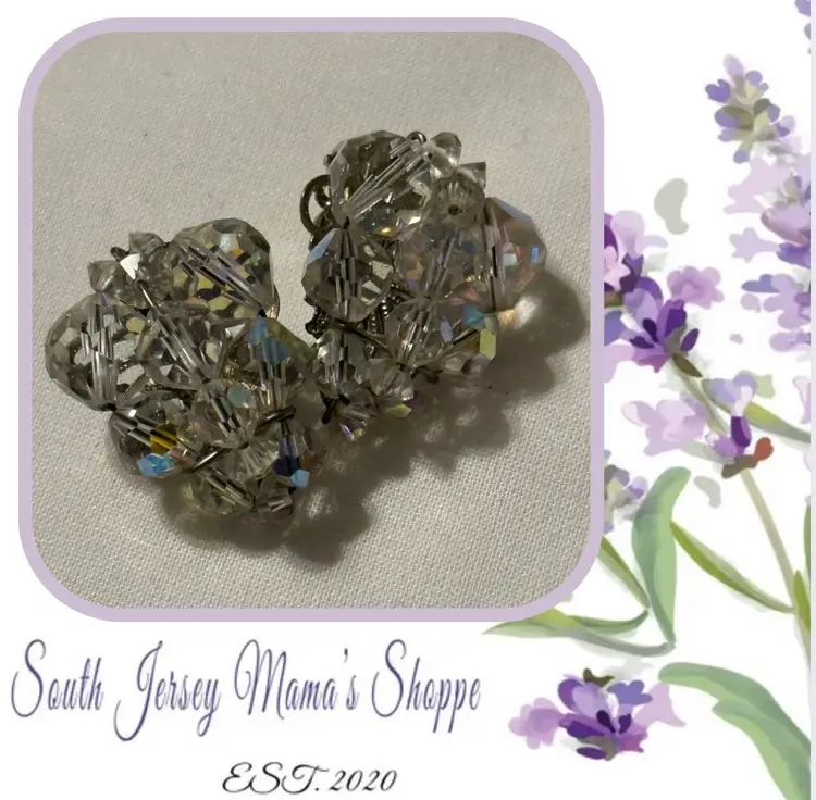 Vintage Silver Tone With Cut Faceted Aurora Borealis Glass Grape Cluster Clip Earrings