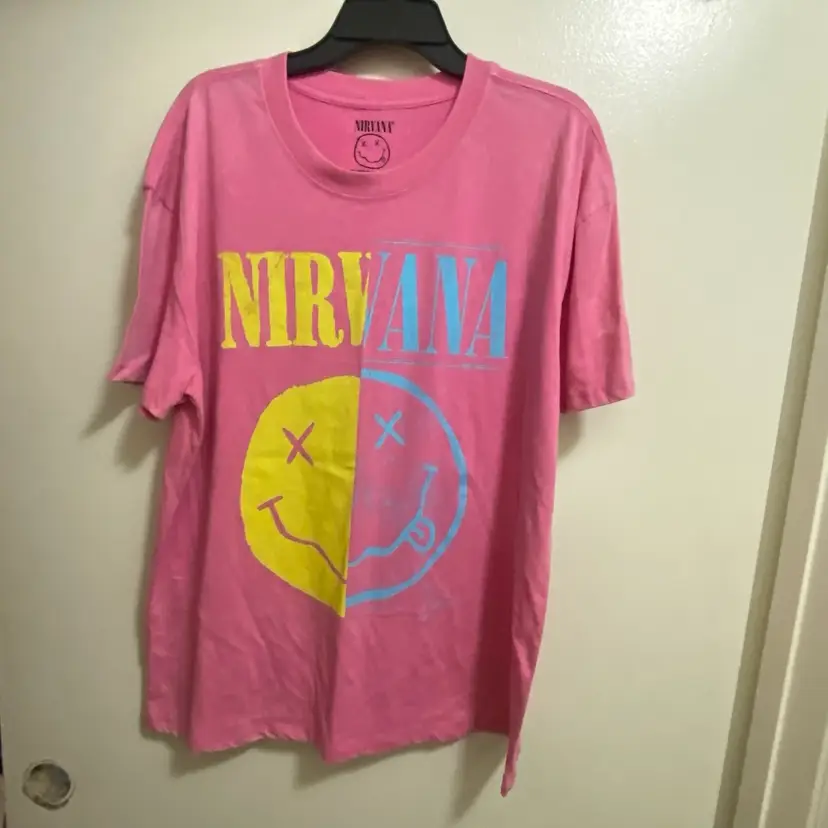 Nirvana Womens Pink Band Tee T Shirt M 46” Smiley Face 1993 Tour Back NWT New
