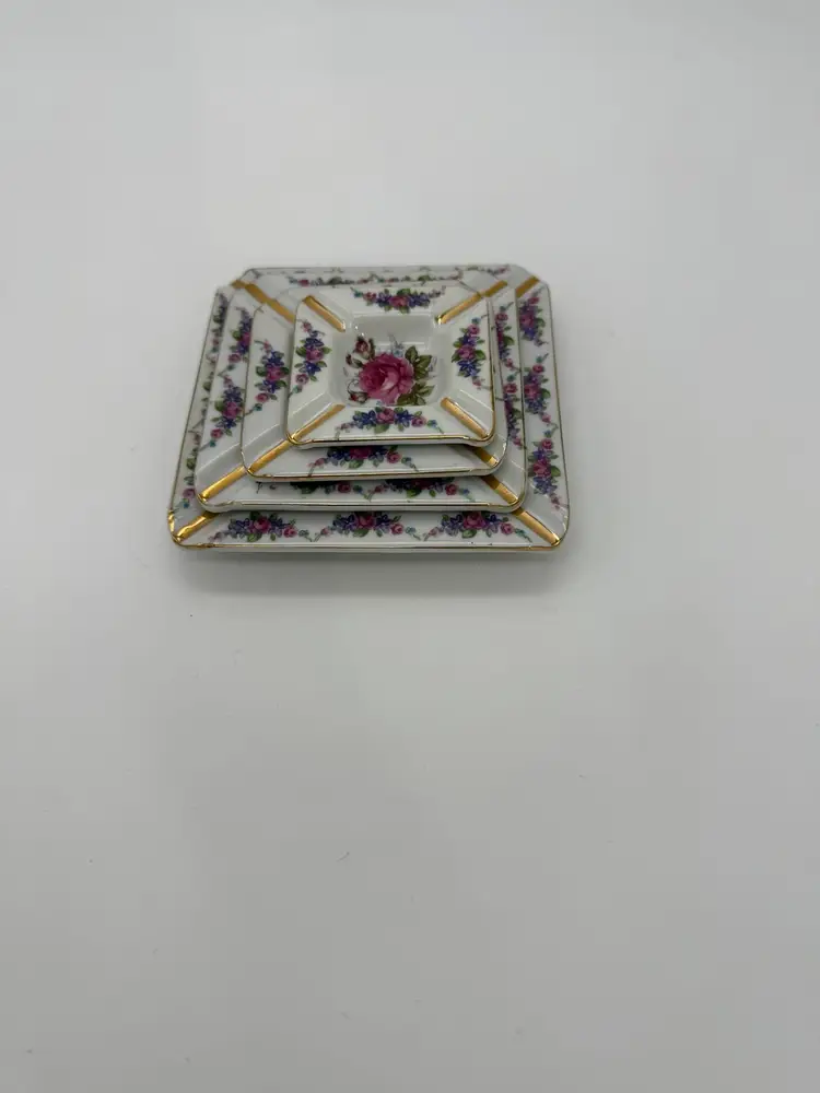 Vtg. Victorian Stacking Nesting Ashtrays Hand Painted English Rose Set 4