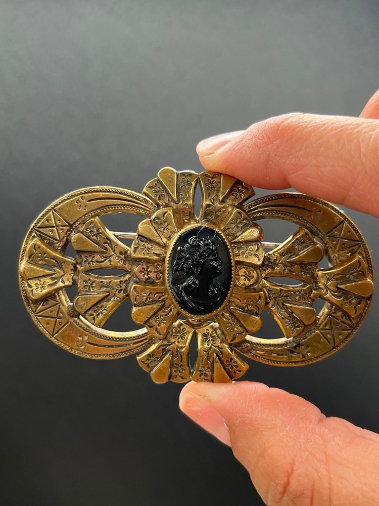 Vintage Victorian Revival Long Gold Tone Metal Black Acrylic Cameo Brooch 3”