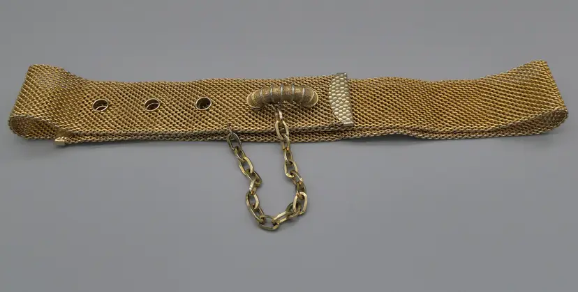 Vintage Sarah Coventry Gold Tone Metal Woven Mesh Statement Belt 1.5" Wide Adjustable 25" to 28" Industrial