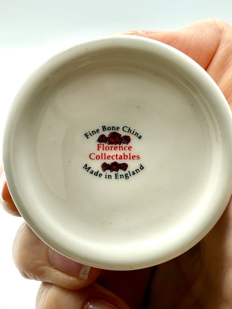 Florence Collectables Fine Bone China Round Floral Trinket Box Made in England
