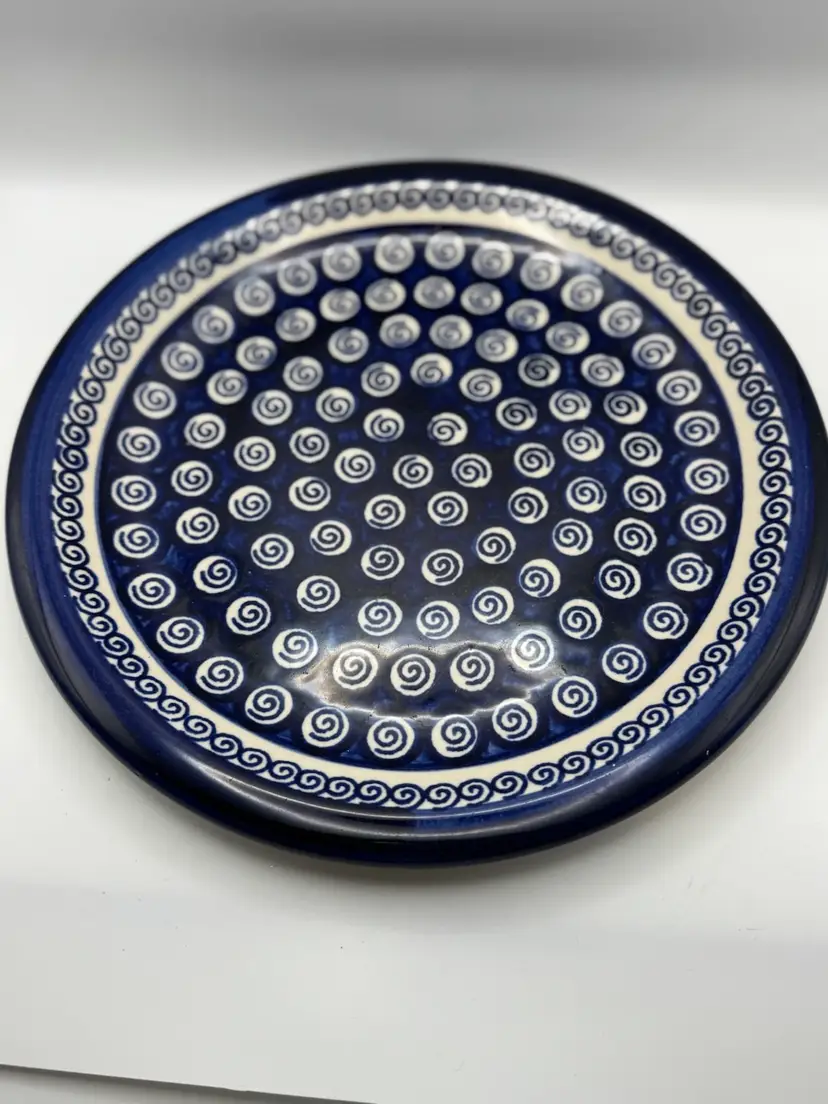 Four (4) Boleslawiec Polish Pottery Dinner Plates 10.5”D Blue And White Swirl Pattern