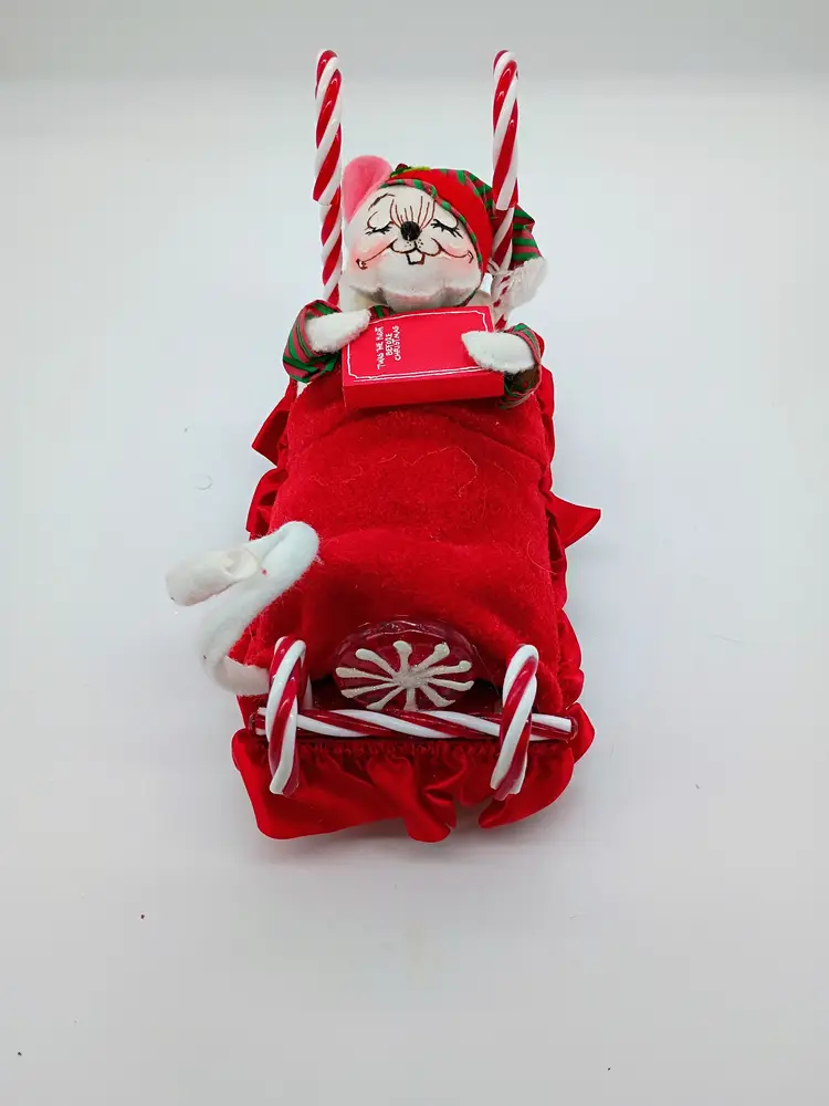 #01 - Annalee Sweet Dreams Mouse Candy Cane and Peppermint Bed Christmas 2008 601408