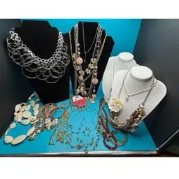 Lot Of 19 Various Types Of Necklaces