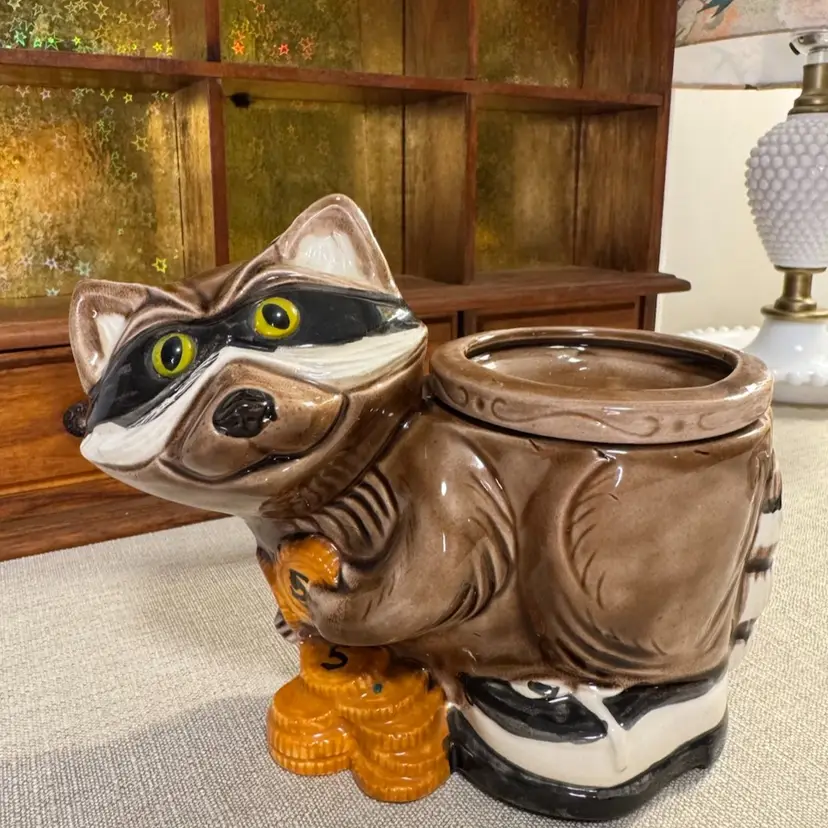 Vintage Handmade Ceramic Bandit Raccoon Planter Coins