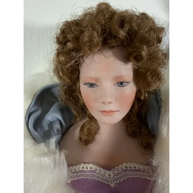 U.S.HISTORICAL SOCIETY UFDC VINTAGE 1988 Linda Steel 50th ANNIVERSARY Signed LETITIA PENN Doll In VGVC - Box Is Fair