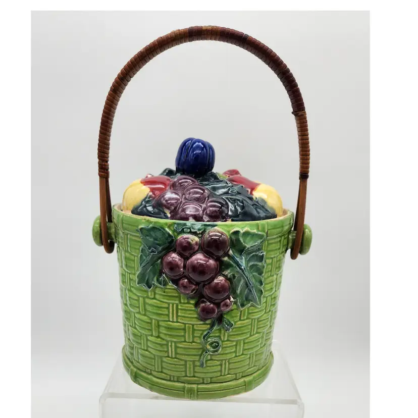 Basketweave Fruit Canister with Handle Covered & Colorful Made in Japan