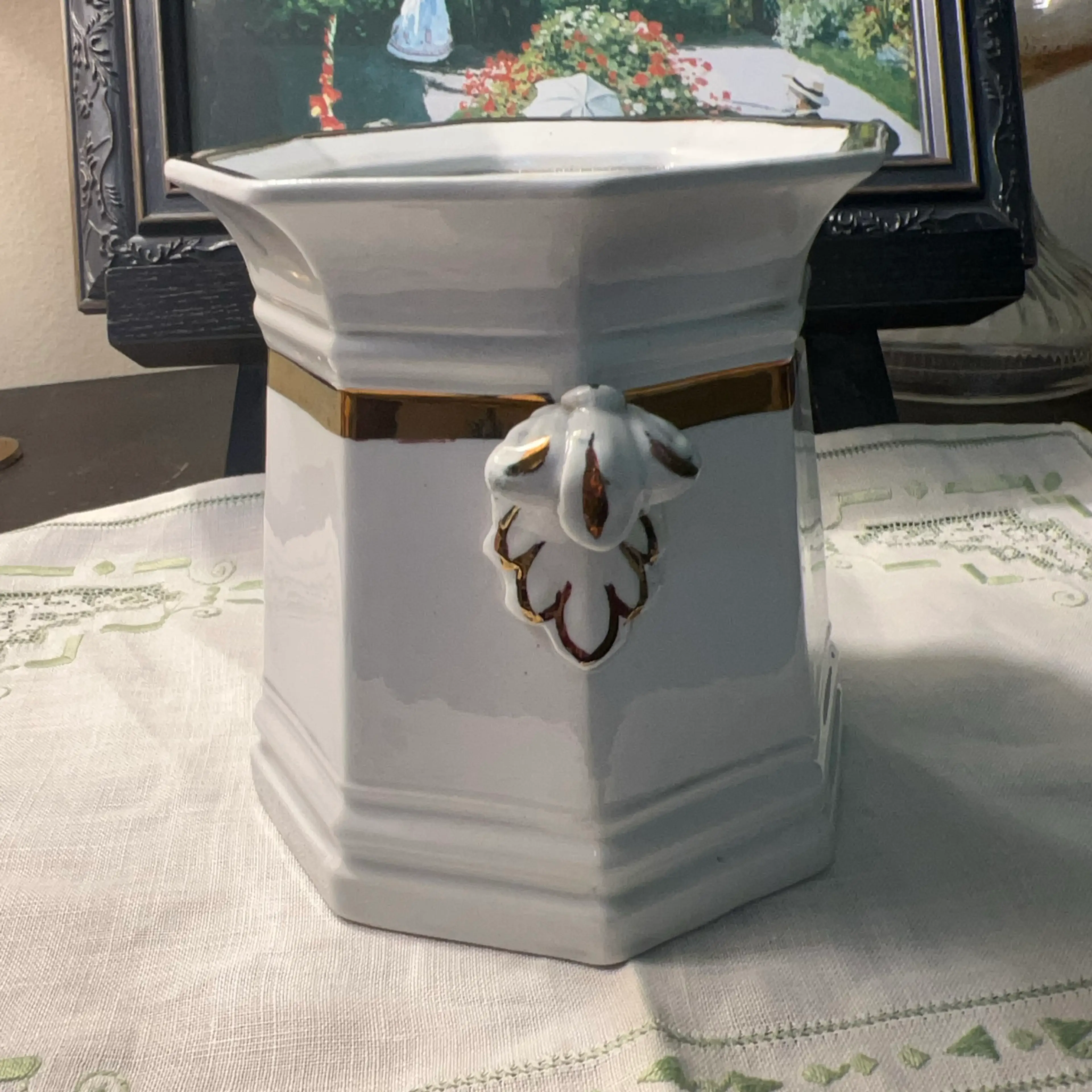 Image 4 of 6