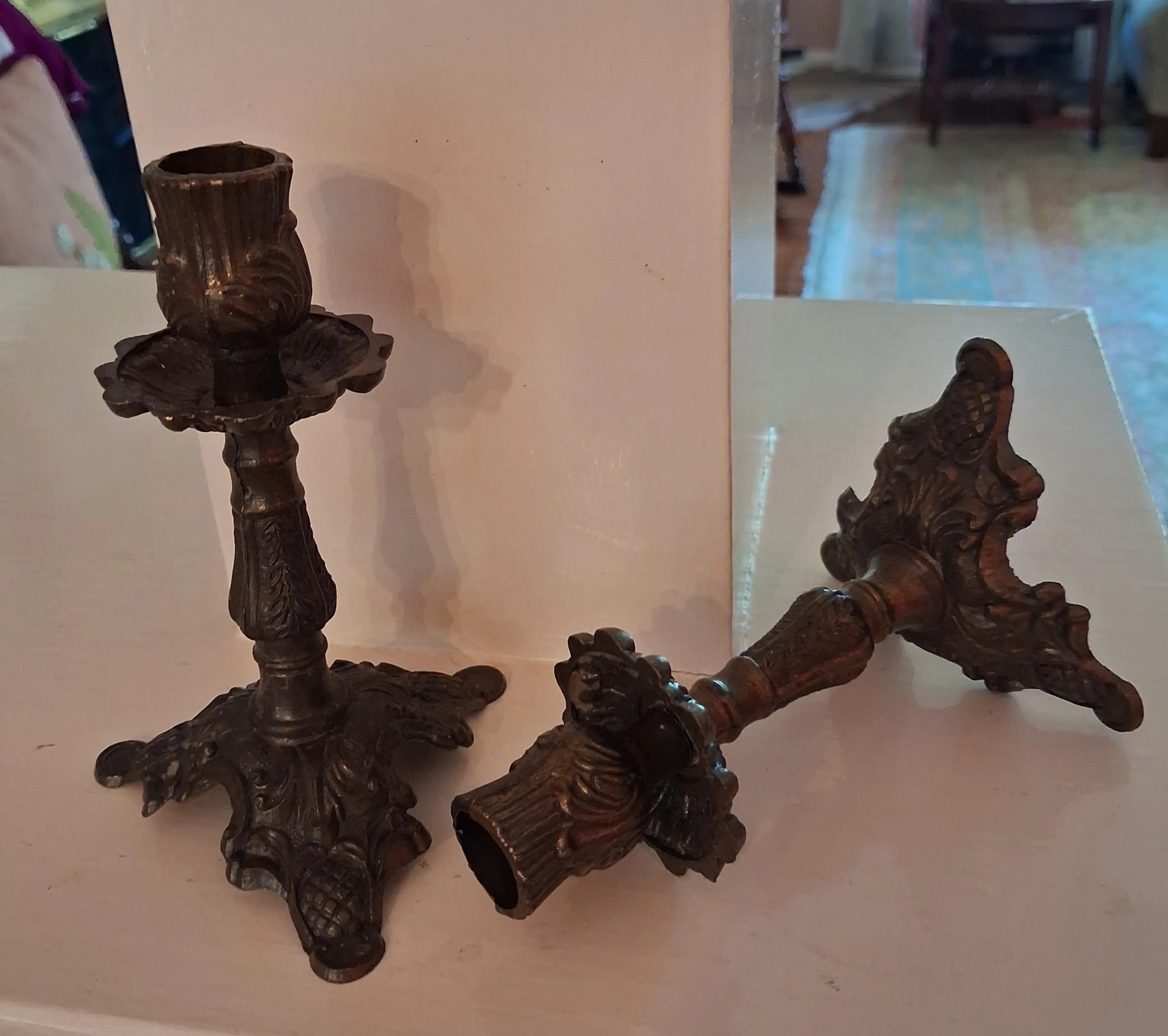 Image 2 of 6