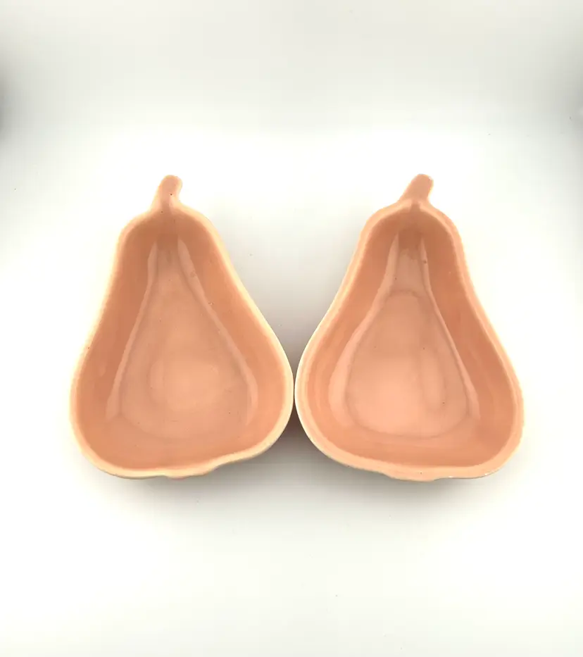 Two Pink Vintage Joaquin California Pear Shaped Pottery Dishes 4.5”x 6.5”x 1.5”