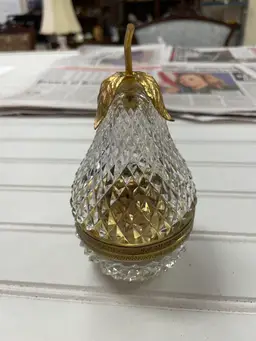 Vintage MCM Diamond Cut Crystal Glass Pear Shape Table Lighter Italy AS IS