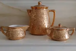 VINTAGE MCCOY 24K "SUNBURST GOLD" TEAPOT SET