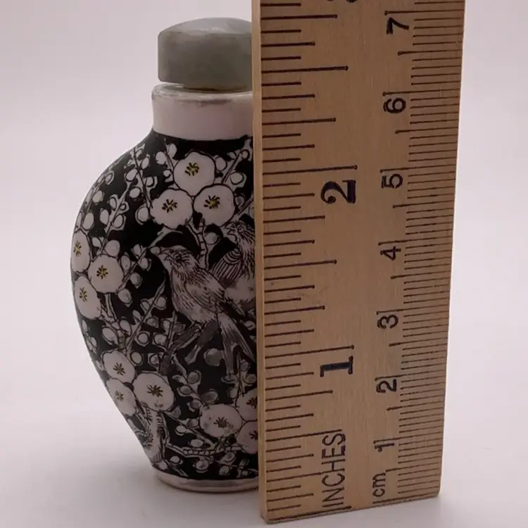 FFF VTG Snuff Bottle with Flowers and Birds 2.5” x 1.75”