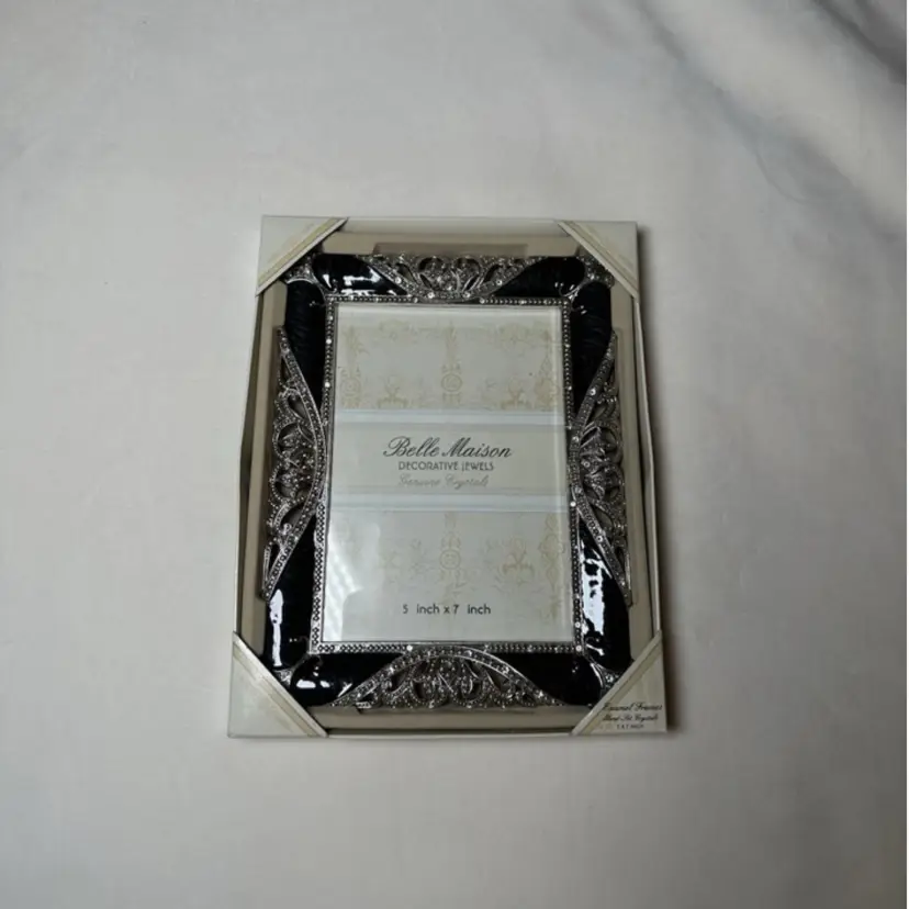 BELLE MAISON FRAME 5" X 7" PICTURE ~DECORATIVE JEWELS IN BLACK NIB