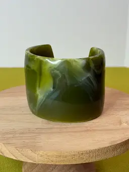 Large Wide Chunky Acrylic Lucite Marble Green Vintage Statement Cuff Bracelet