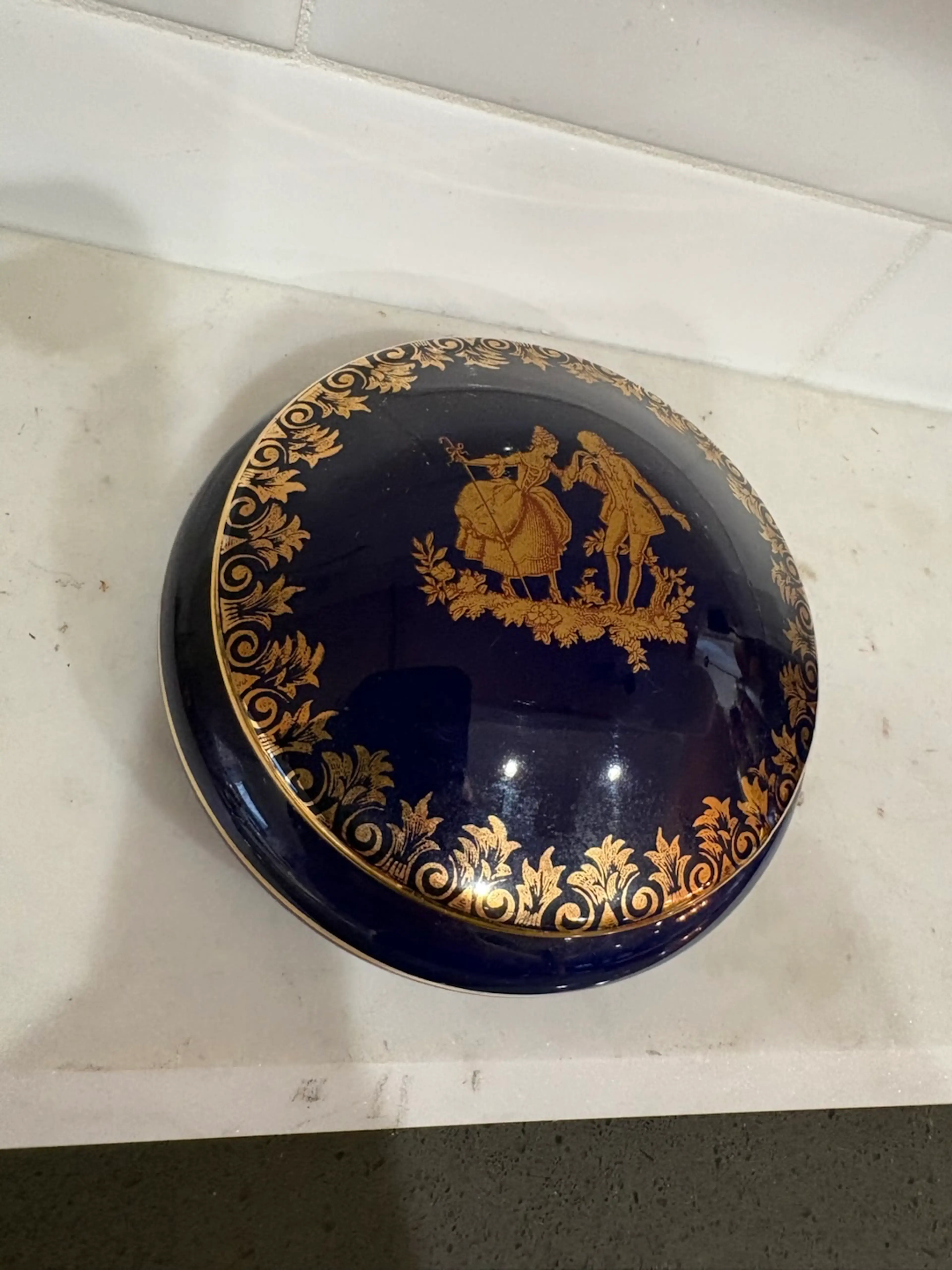 Image 3 of 10