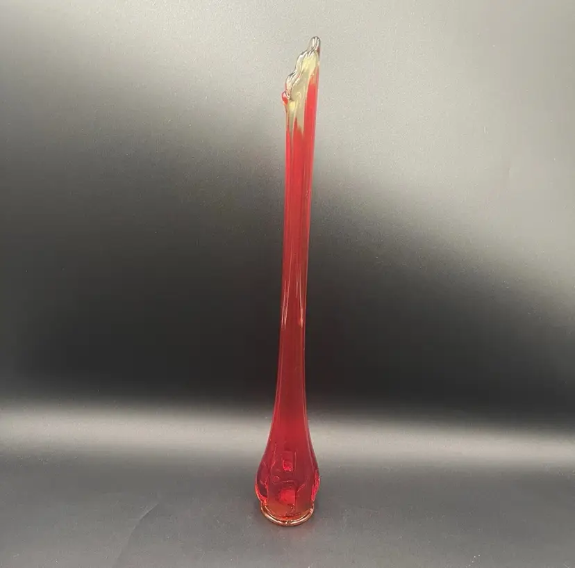 L.E. Smith Amberina 17” Swung Vase