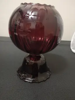 New Anthropologie Medium Venini Glass Scalloped Vase Purple