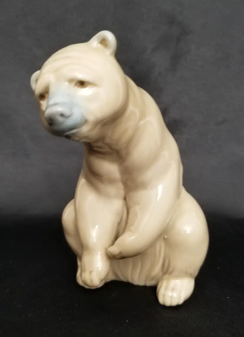 Vintage Lladro Good Brown Bear #1205 Porcelain Figurine