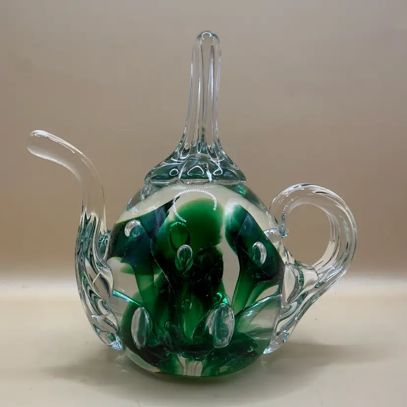St. Clair Green Trumpet Flower Teapot Paperweight Ring Holder 5x4.5β